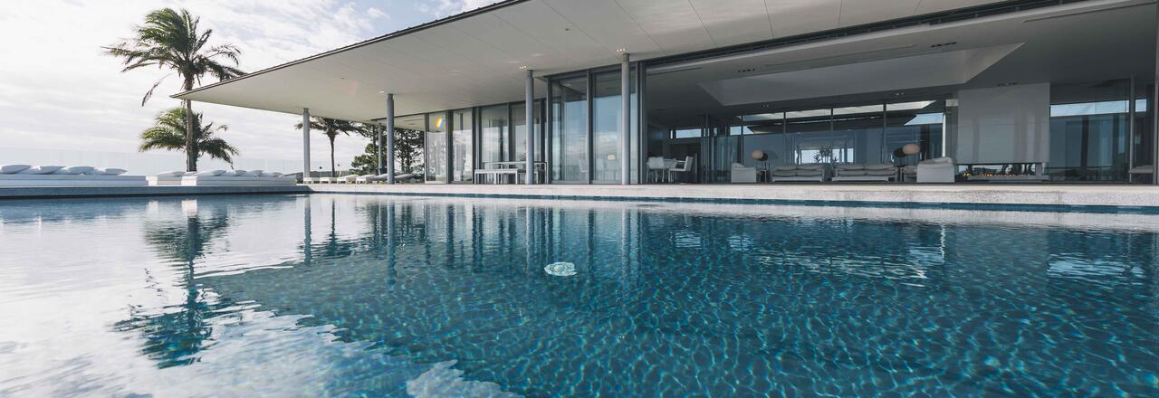 Eagles Nest Rahimoana Villa Pool