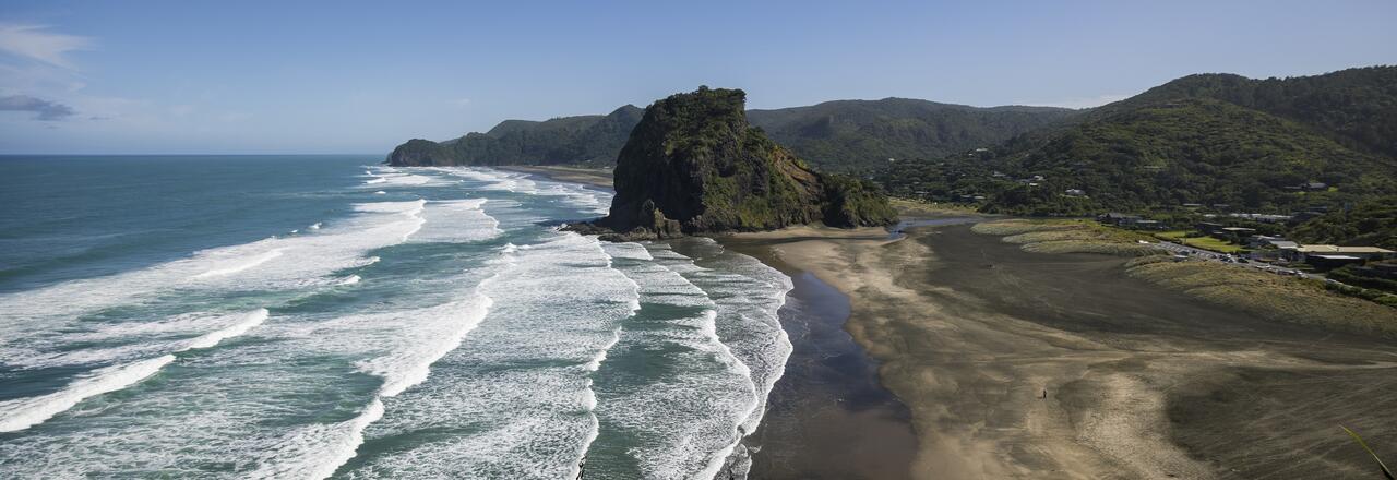 Piha Beach