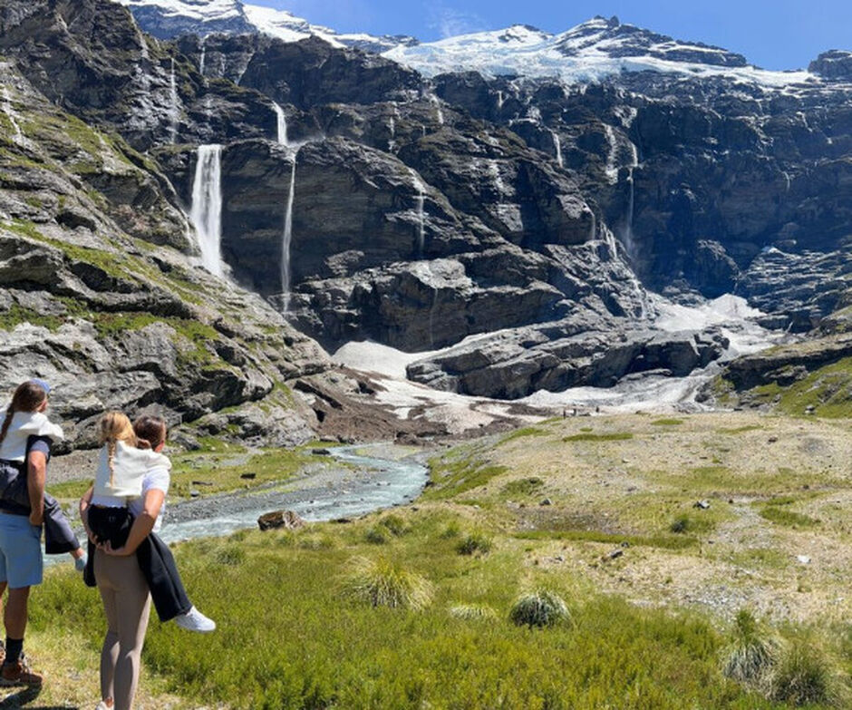 Paradise Wilderness Experience, Alpine Luxury Tours