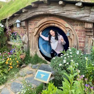 Joni Wu in Hobbiton
