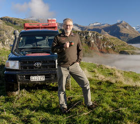 Good morning world! Meet Mark from Ridgeline Adventures in Wānaka. Providing off the beaten track 4WD tours across high country farms, mountain getaways and lake cruises, Ridgeline guides will show your clients the true character of Wānaka.